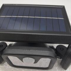 新品★太陽光発電式　センサーライト　多方向の画像