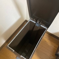 ごみ箱の画像