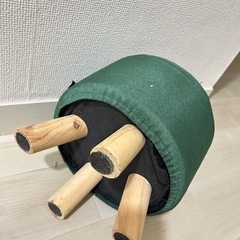 スツールの画像