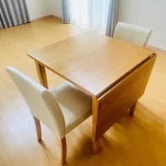 【ご成約済】伸縮ダイニングテーブルセット 椅子2つの画像