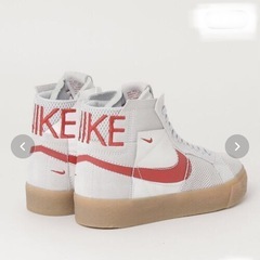 NIKE   SB スニーカーの画像