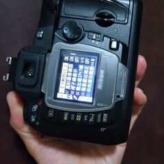 良品　nikon d70 ＋バッテリー　＋充電器の画像