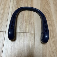 首かけ扇風機 ネイビー 美品の画像