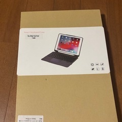 iPad 第7、8、9世代対応キーボード付きケースの画像