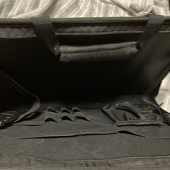 ノートパソコンバック　車のハンドルなどにかけてテーブルとして使えますの画像