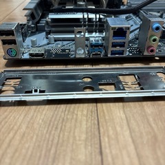 intel core i7 10700 マザーボード メモリセットの画像