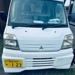 三菱トラック MT, AC