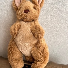 グレー＆ホワイトのコアラなどのぬいぐるみの画像