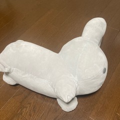 グレー　ミッフィー  ぬいぐるみの画像