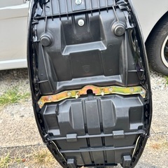 ▼ゼファーχ/ZR400C キングロード88 エナメル ロングシート/3段シート(K0416A20)張替ベース KingRoad88の画像