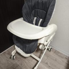 ベビーチェアー　ハイローチェア―　コンビ　ネムリラFF　手動スイング　お食事テーブル付きの画像