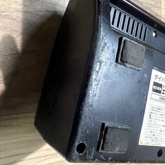 ダイハツ工業 タイヤ空気充填用コンプレッサー シガー電源12Vの画像