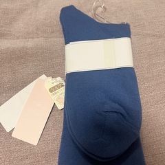 新品❗️ネイビー靴下23〜25の画像