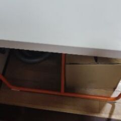 テーブル白大き目の画像