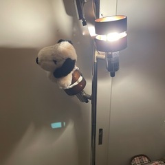 ３つライトがついてるおしゃれなライトですの画像