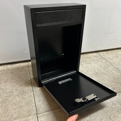 受け取り者決まりました！ポスト　黒　薄型の画像