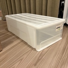 ニトリの衣装ケース　押入れ収納の画像