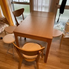 【7/30まで】 IKEA ダイニングテーブルセット 椅子5個　2人〜6人 の画像