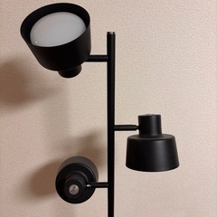 LEDフロアランプ　調光　3点独立制御の画像