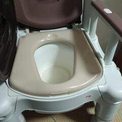 安寿ポータブルトイレFX30の画像