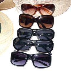 配達先決定🚚　無料配達します🚚メンズ夏用品まとめて💖ハット３個💖サングラス５個💖の画像