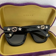 【GUCCI 】サングラス★GG0208S ★ゴールドキャットアイスターグッチの画像
