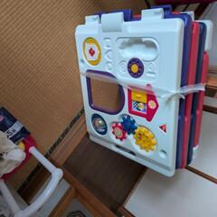 赤ちゃん用の柵の画像