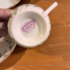 美品 NARUMI 葡萄柄　カップ＆ソ－サ－2客の画像