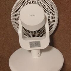 タイマー付きUSBサーキュレーター（LIGHTEN扇風機）の画像