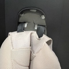 エールべべ　クルッと　チャイルドシートの画像