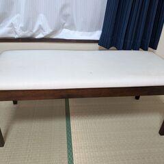 ※お話中※ダイニング用ベンチシート（座面は白色）の画像