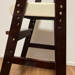 【格安】ハイチェア　こども椅子1️⃣(ベルトなし)をお譲りしますの画像