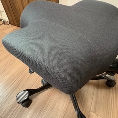オフィスチェア　椅子　ゲームチェア　リモートワークの画像