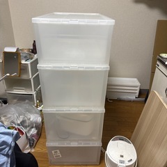 【無料】無印良品収納ケース4個の画像