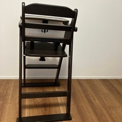 【格安】ハイチェア　こども椅子2️⃣(ベルト付き)お譲りしますの画像