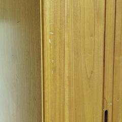 3. クローゼット(服を掛けて収納可能)の画像