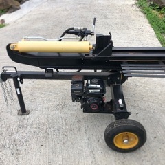 エンジン薪割り機　25トン　　薪ストーブの画像