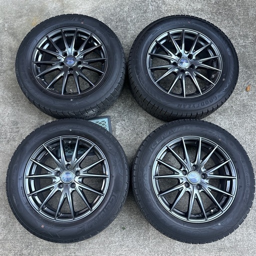 225/60R17　スタッドレスタイヤ4本セット アルミホイール付き１セット