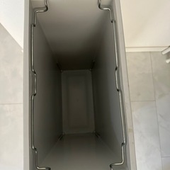 【お話し中】ゴミ箱　キャスター付き　ダストボックス　BOXの画像