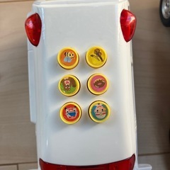 ⭐︎
お話し中⭐︎軽トラと音が出る救急車のおもちゃの画像