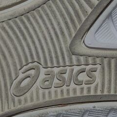 asicsのスニーカー(28cm)の画像