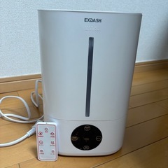 ワンシーズンだけ使用！美品！楽天で1位のEXDASH 加湿器　の画像