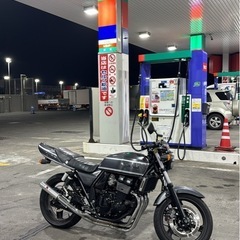 Kawasaki ZRX400の画像