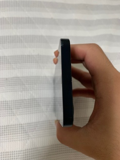 iPhone12  　SIM フリー