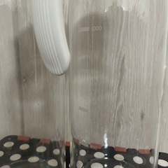 冷水ポット2つの画像