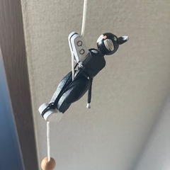 猫のモビール　木製おもちゃ　黒猫　長野県美術館　　の画像