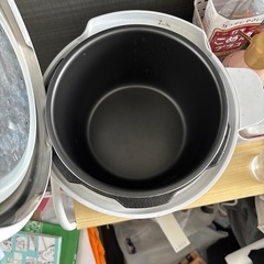 圧力炊飯器の画像