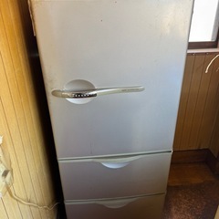 家具、家電、冷蔵庫、タンスなどあげます！の画像