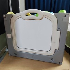 Fortella
ベビーサークル折りたたみ 知育玩具付きの画像