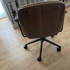 回転イスの画像